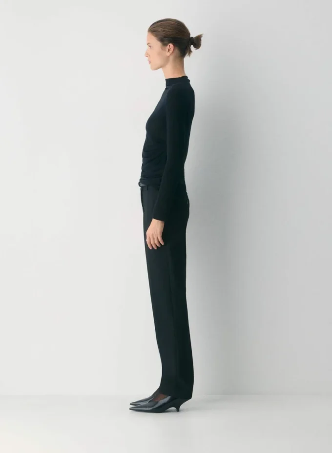 Lillian Longsleeve
