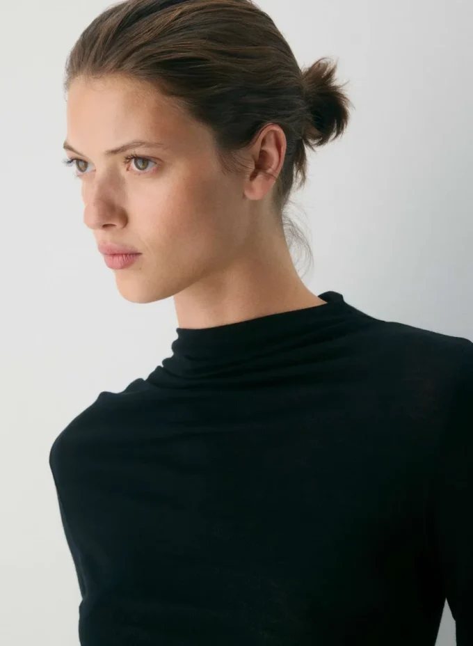 Lillian Longsleeve